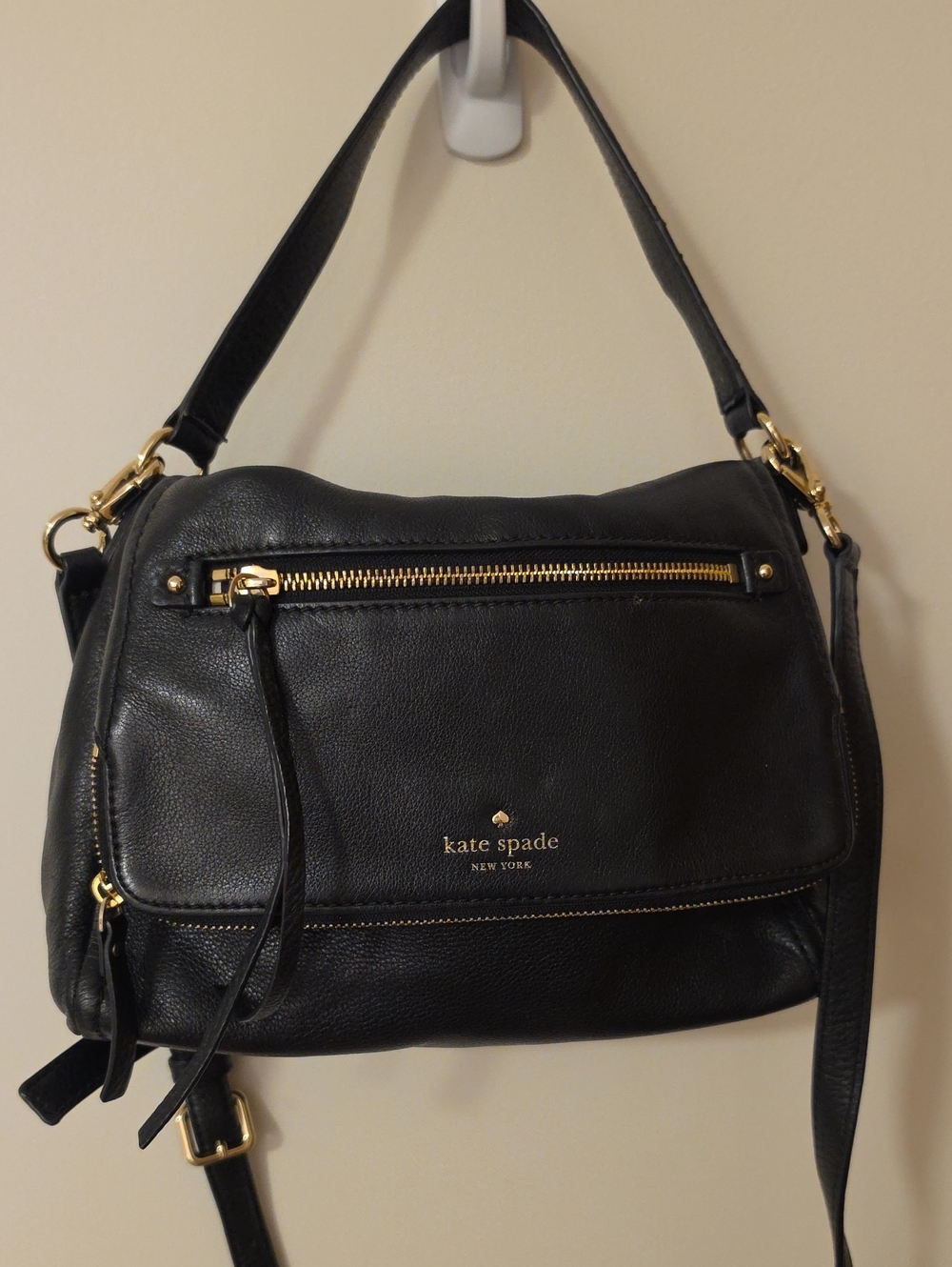 kate spade Black Leather Shoulder/Crossbody Bag with Gold Hardware
